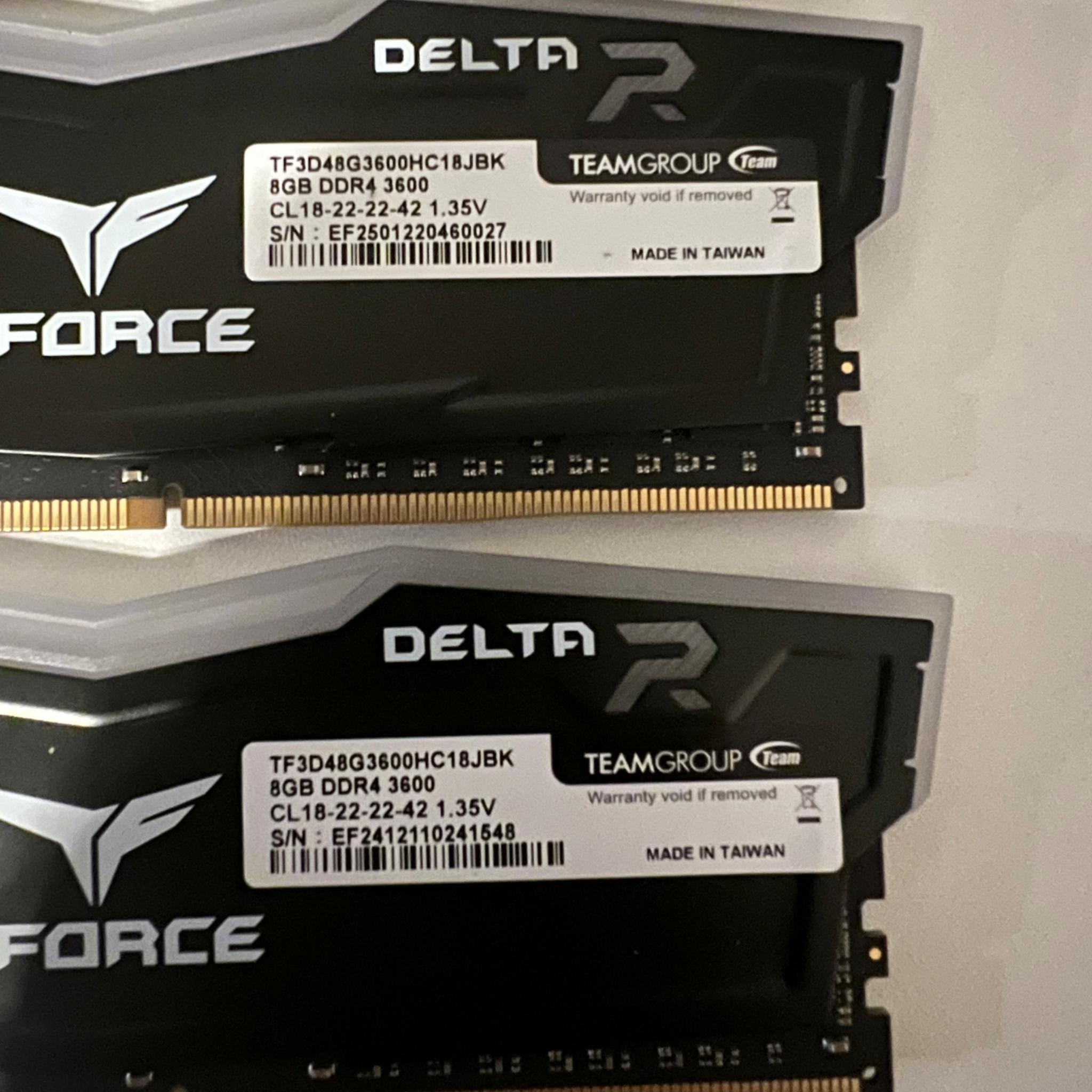 TEAMGROUP T-Force Delta RGB DDR4 32GB (4x8) 3600MHz (PC4-28800