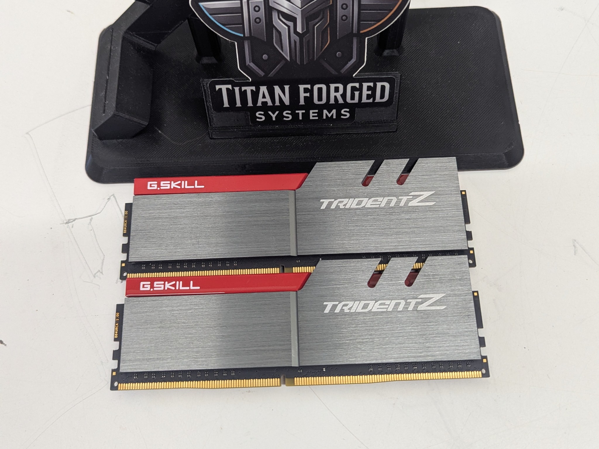 🧊 G.Skill Trident Z 16GB 3200MHz | 2x8GB DDR4 Kit | Jawa