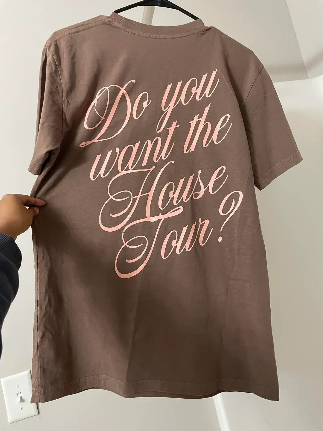 Sabrina Carpenter House Tour T-Shirt