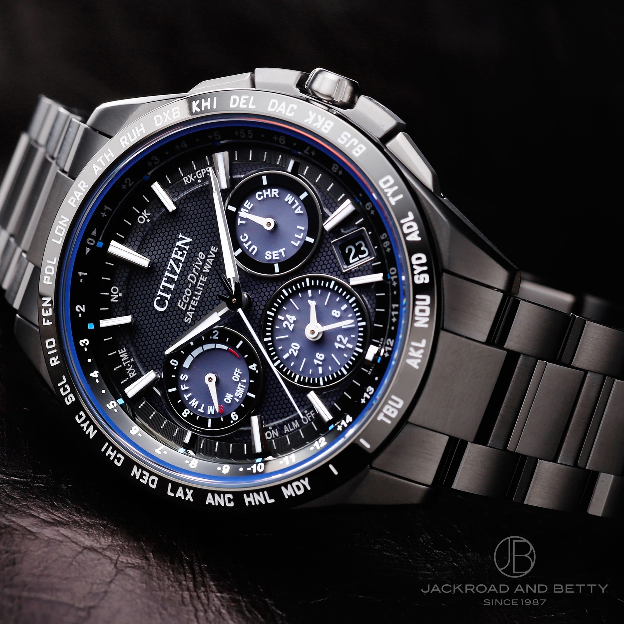 アテッサ サテライトウェーブ エコドライブ チタニウム[cc9015-54E