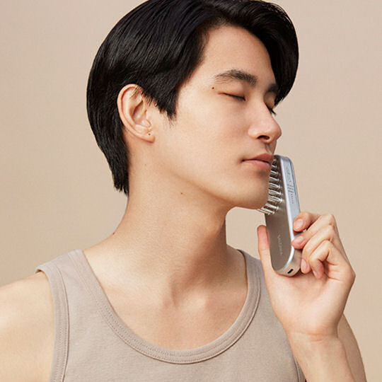 Salonia EMS Lift Brush | Japan Trend Shop