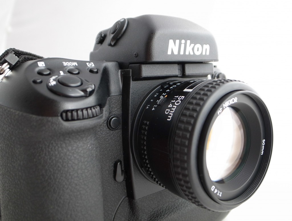 The wonderful Nikon F5 - Japan Camera Hunter