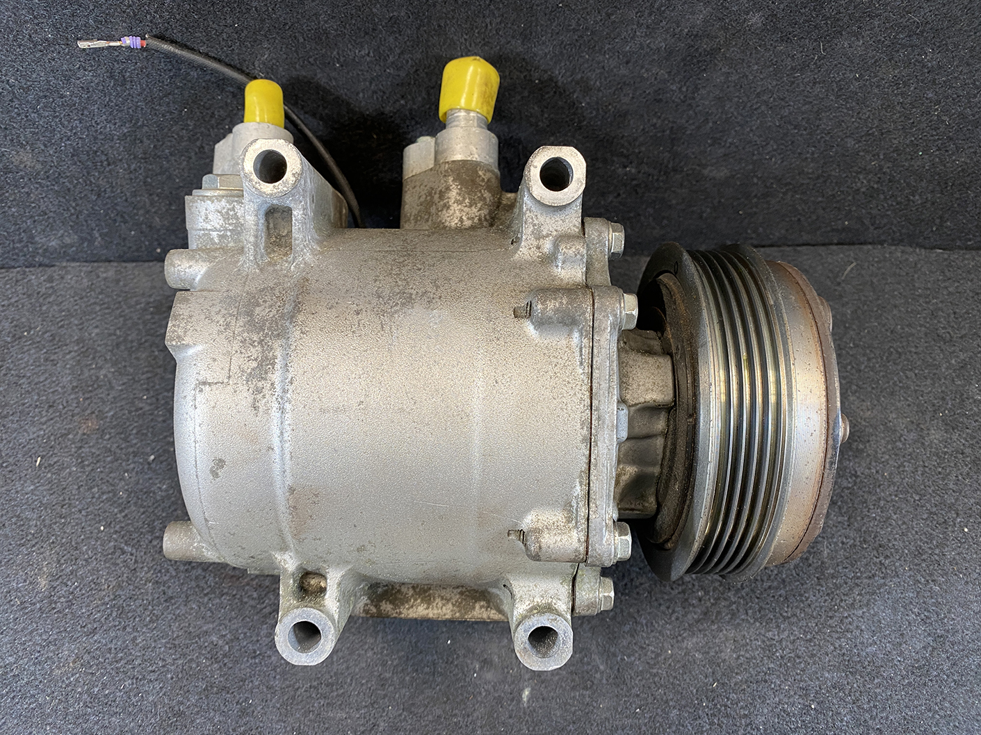 Genuine AC COMPRESSOR HONDA FIT JAZZ INSIGHT CRZ FREED / HSK-70