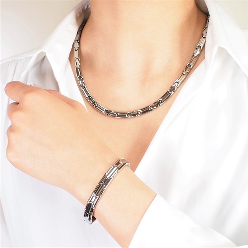 日本製・純チタン・純ゲルマニウム粒15石 ブレスレット