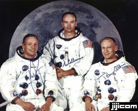 人類初の月面着陸に成功したアポロ11号の乗組員。（…：アポロ11号