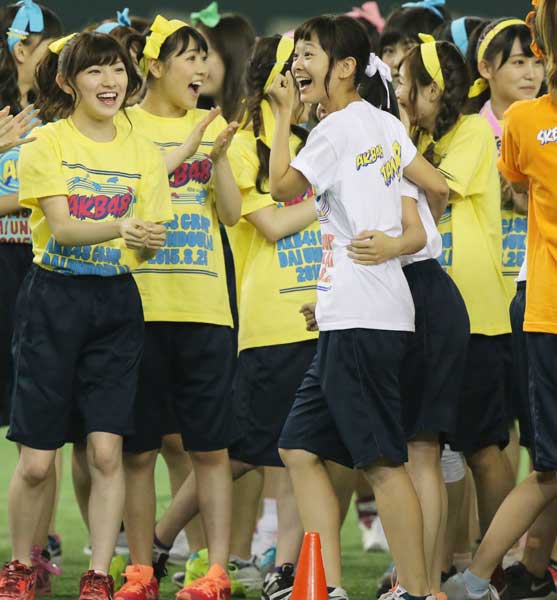 AKB48グループ「大運動会」 写真特集：時事ドットコム