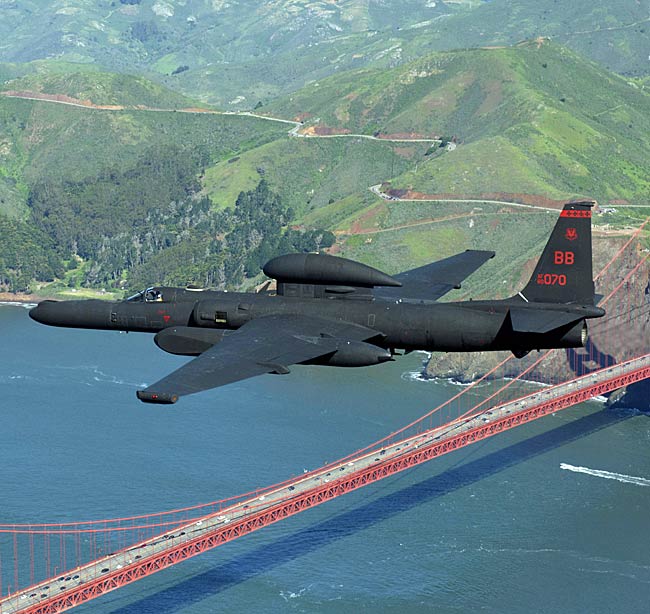 U2Sドラゴンレディ 米カリフォルニア州のゴールデ…：アメリカ空軍