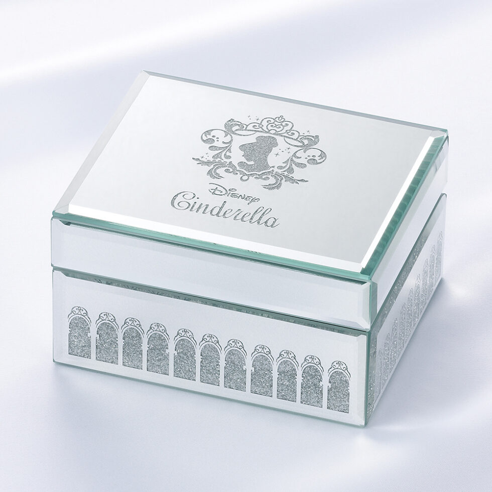 ディズニーシンデレラ ビリーブ・イン・ミラクル 婚約指輪