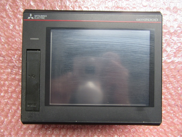 タッチパネル 三菱電機 GOT2000(GT2705-VTBD) 中古販売詳細【#337563