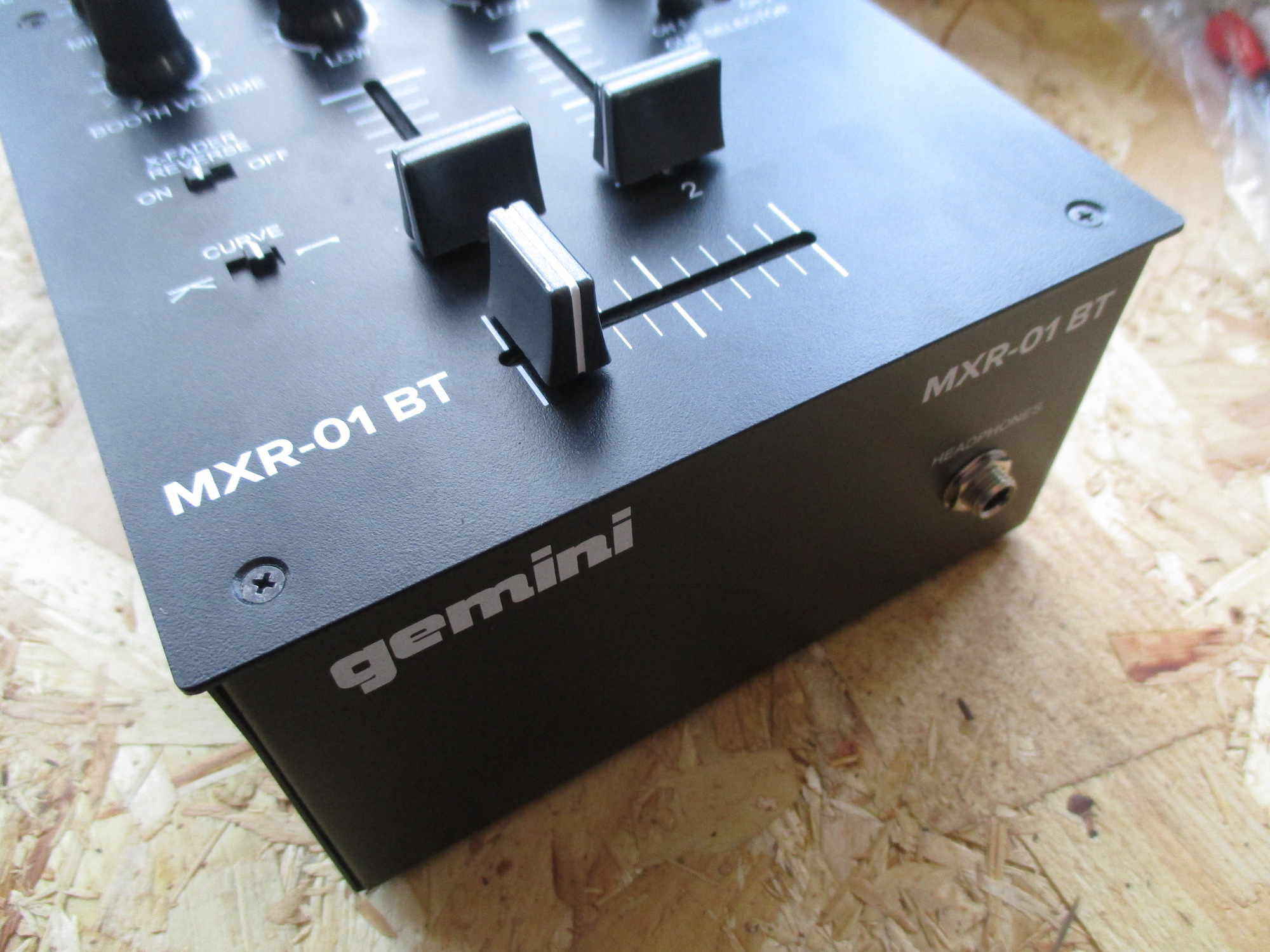 Gemini MXR-01 BT review | Juno Daily