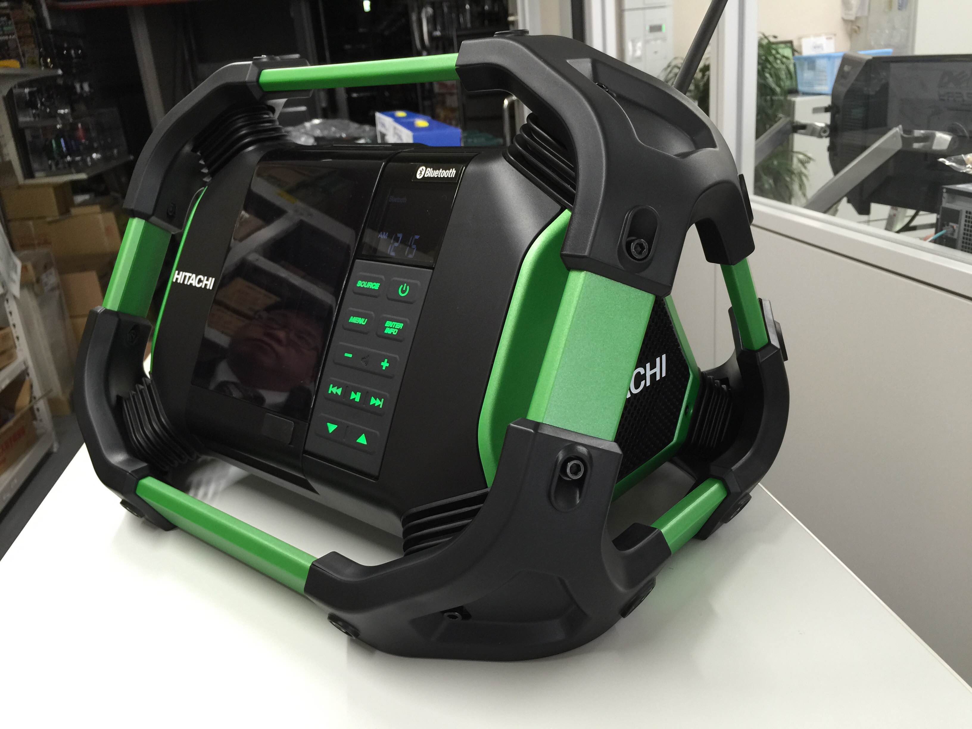 Hitachi Koki UR18DSDL形 日立コードレスラジオ - 清家明 - スタッフ