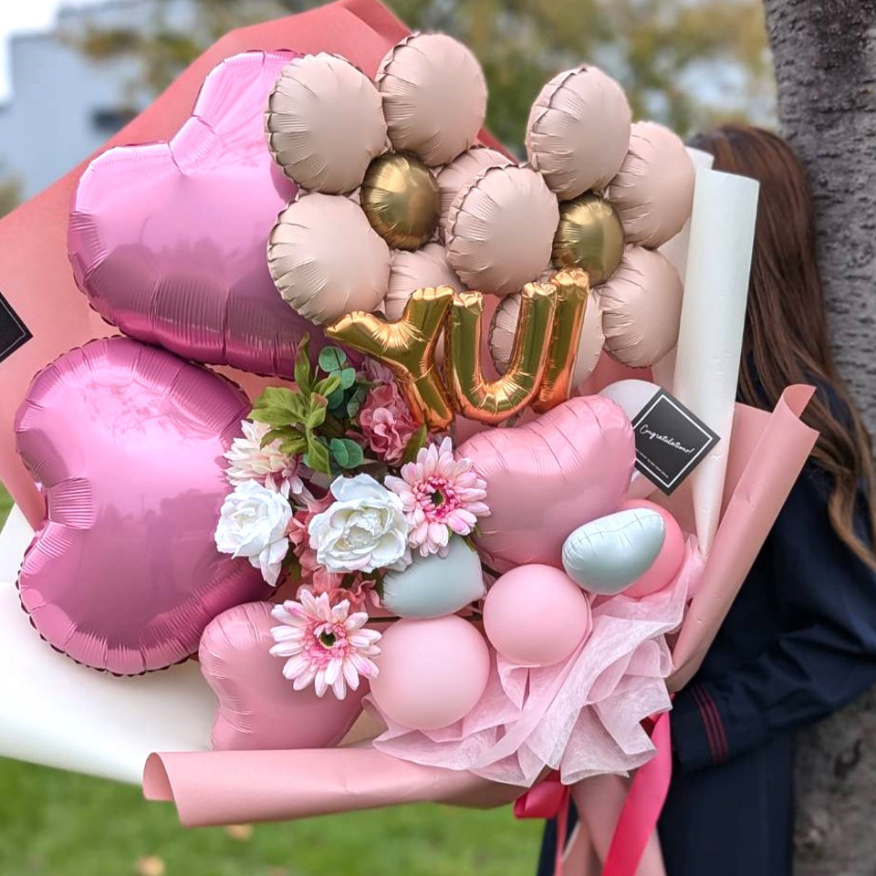 ネーム付きBIGバルーンブーケ（造花付タイプ） | 熊本の花屋ならK-JAW
