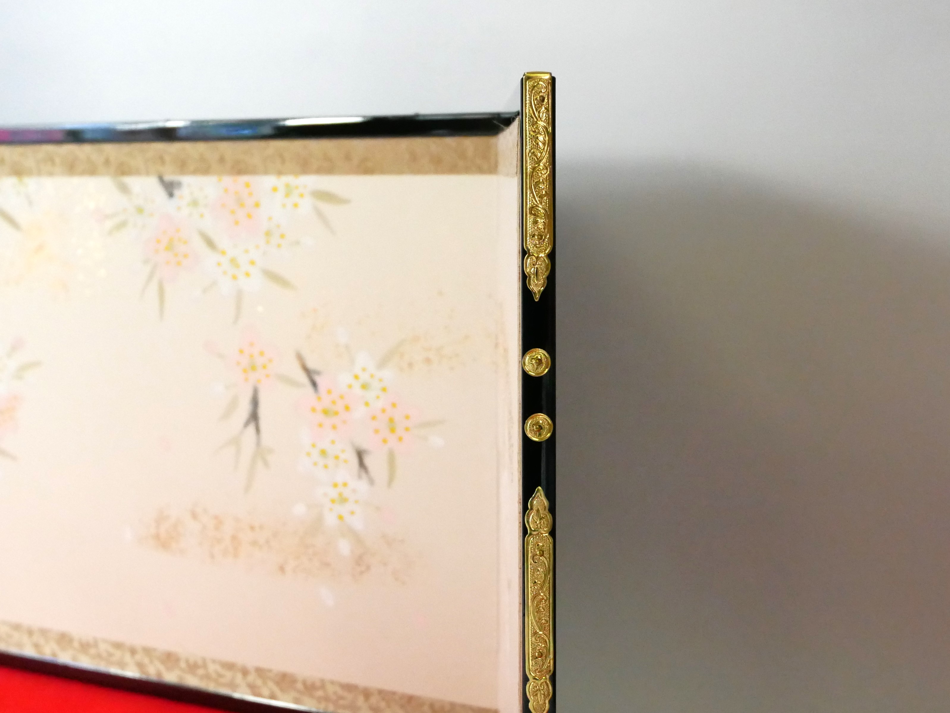 和泉の御蔵 / 北村松月堂作「手描き桜屏風」十号