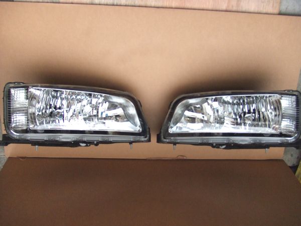 ふそう ファイター用 ヘッドライト左右セット/MK488571/MK488572