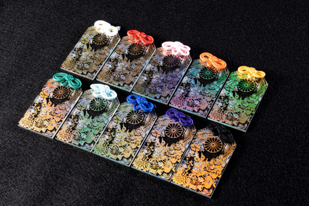 先が見通せる御守の授与状況 Amulet sales status. - 大鳥大社