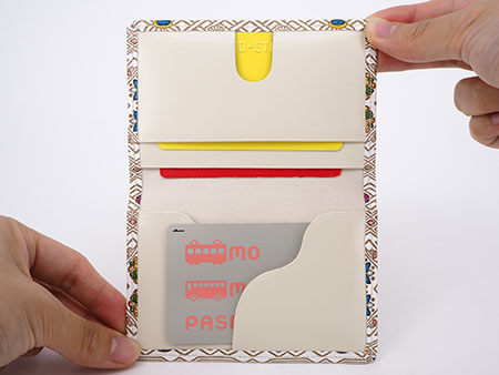 限定品サンプル】両面文庫革のパスカードホルダー