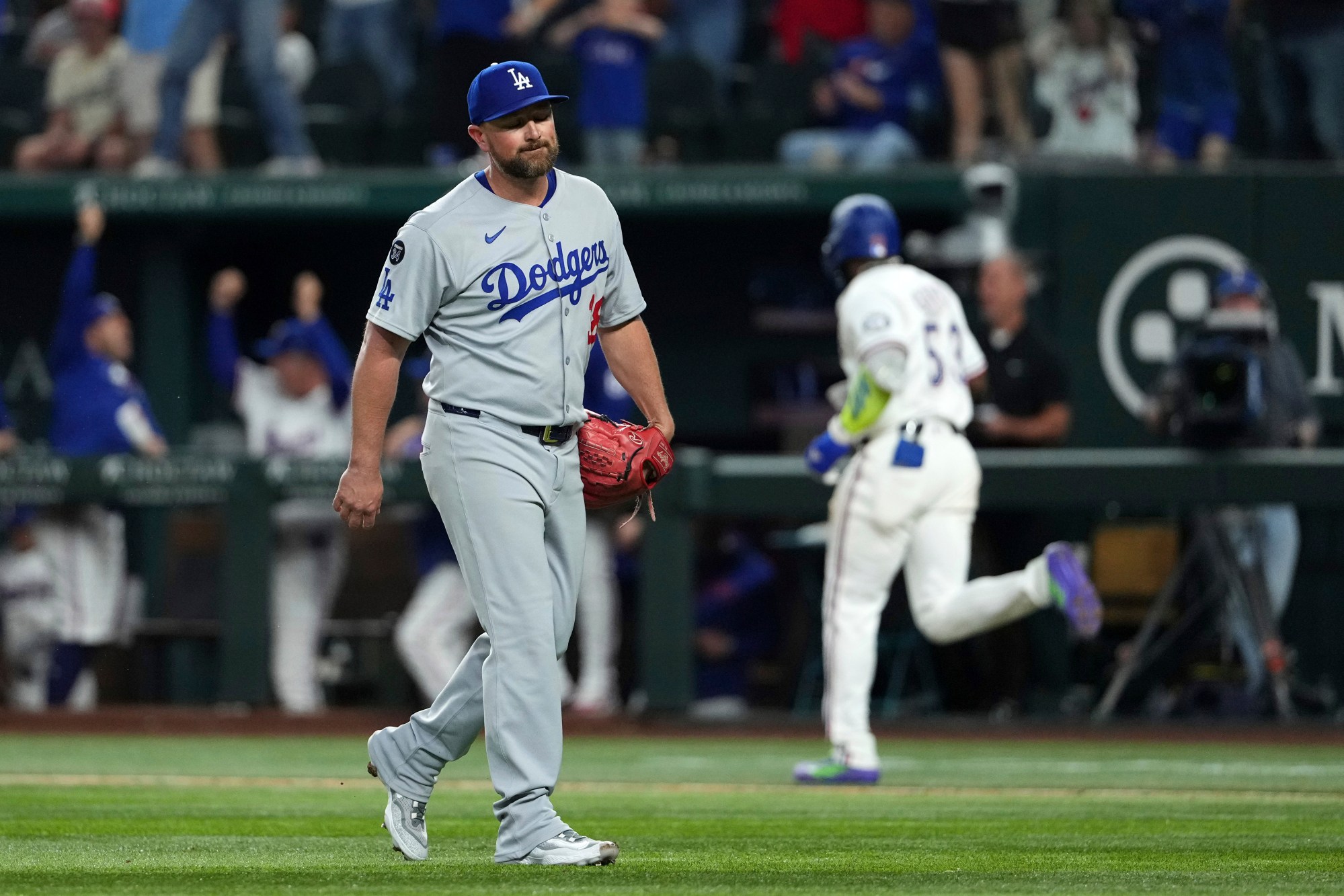 Dodgers lose to Rangers as Kirby Yates gives up 2-run walk-off