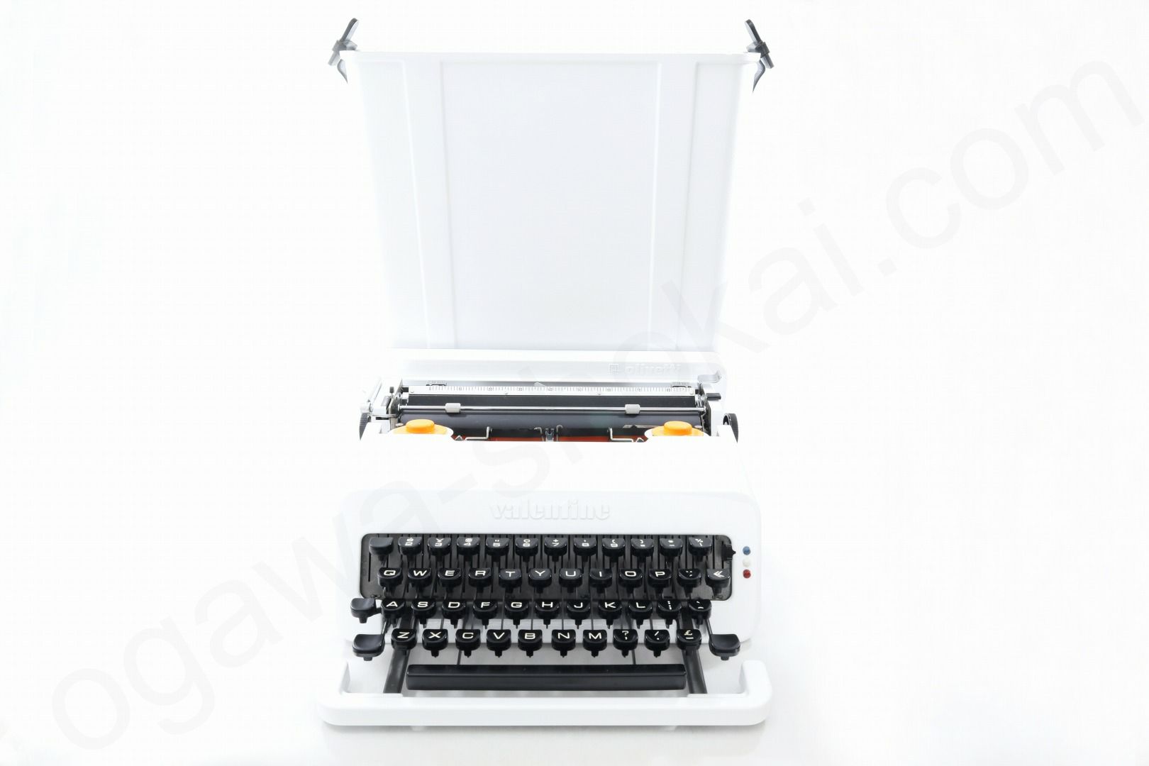 olivetti valentine（白） プレミアム中古タイプライター｜タイプ