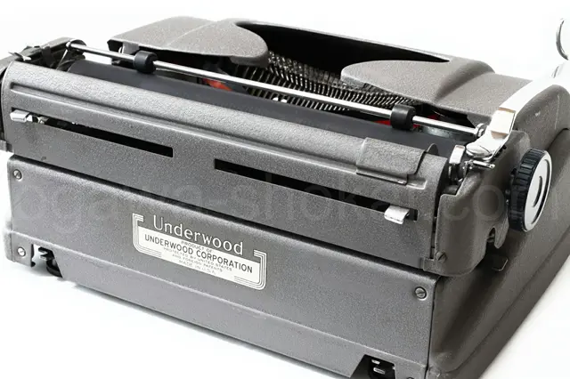 Underwood CHAMPION 中古タイプライター｜タイプライター専門店の尾河商会