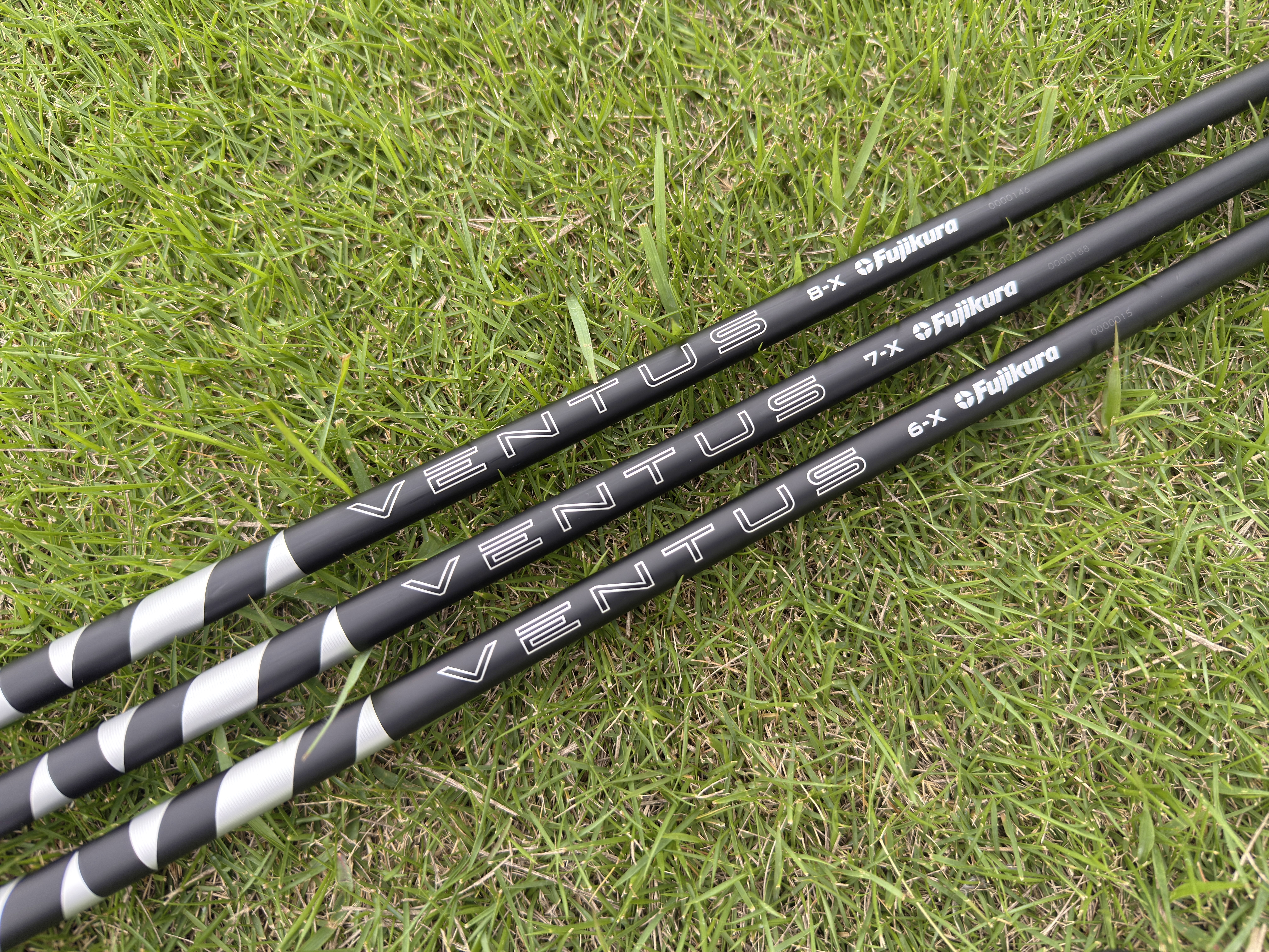 フジクラ24ベンタスブラック、レッド試打インプレ！｜ゴルフギア最新