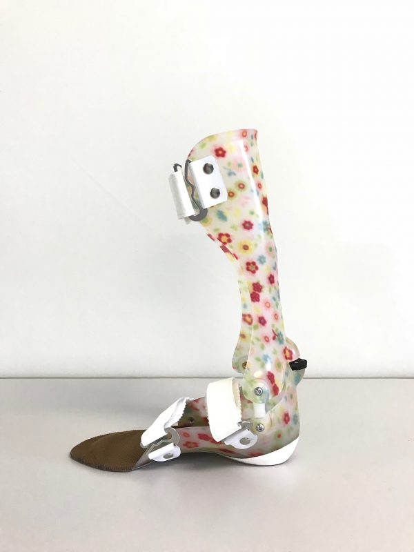 タマラック足継手付き短下肢装具 | 株式会社大坪義肢製作所 | 山口県