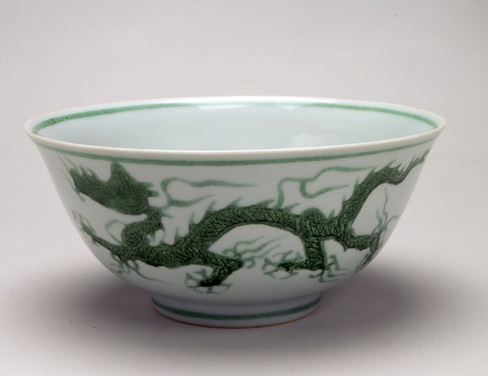 青白磁瓜形水注｜展示中の日本・東洋のやきもの｜コレクション｜岡田美術館