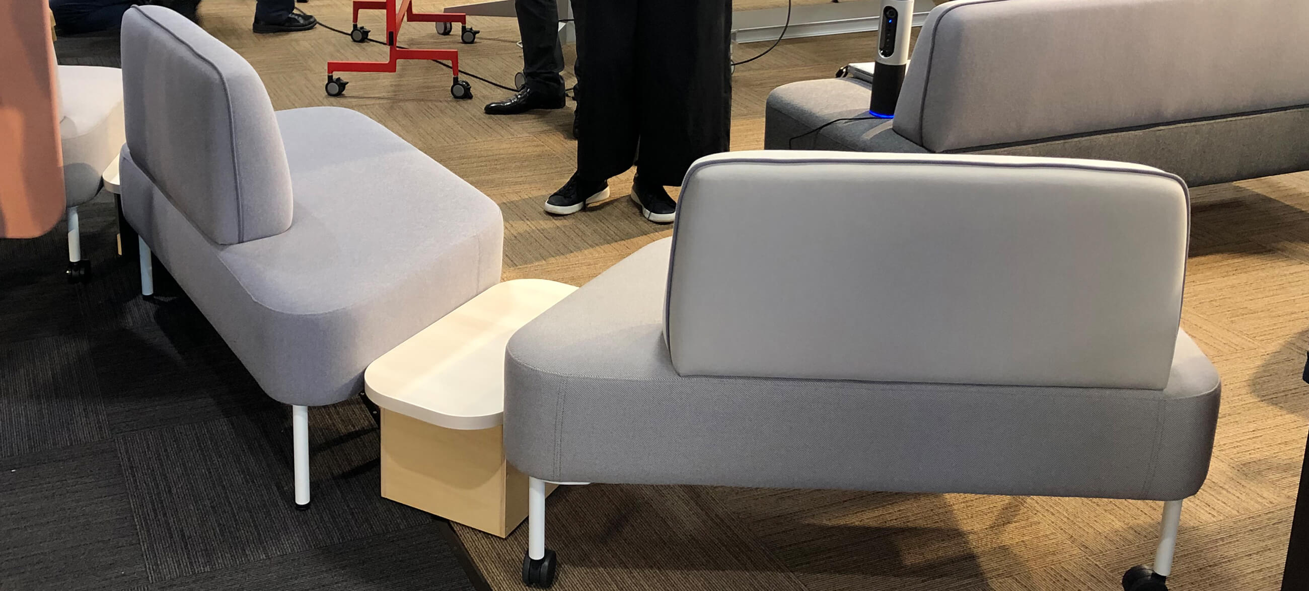 株式会社 オカムラ｜企業情報｜ライブスコラボレーションソファ開発