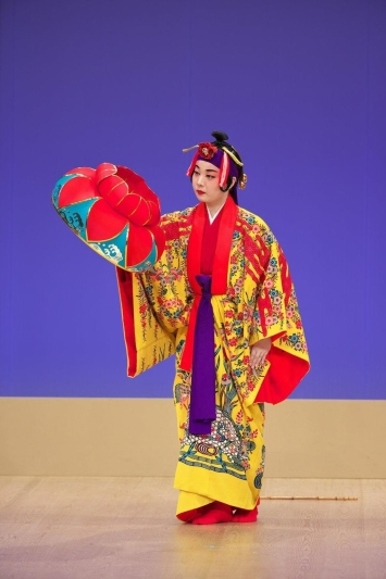 琉球舞踊ワークショップを2023年2月25日(土)に開催いたします。 | 新着