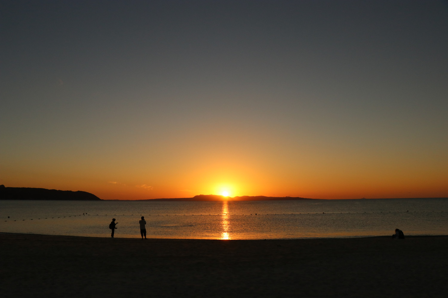 絶景！沖縄のおすすめ「サンセットスポット」 | 沖縄観光情報WEBサイト