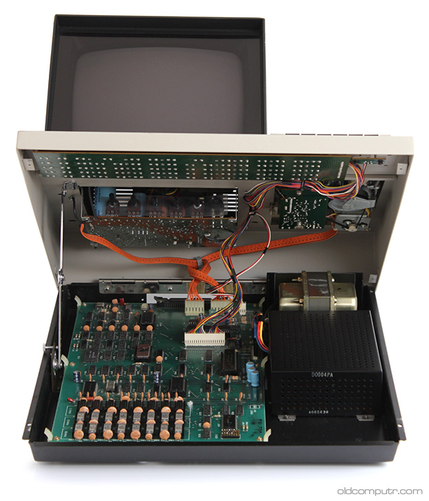 Sharp MZ-80K (1978) | Oldcomputr.com