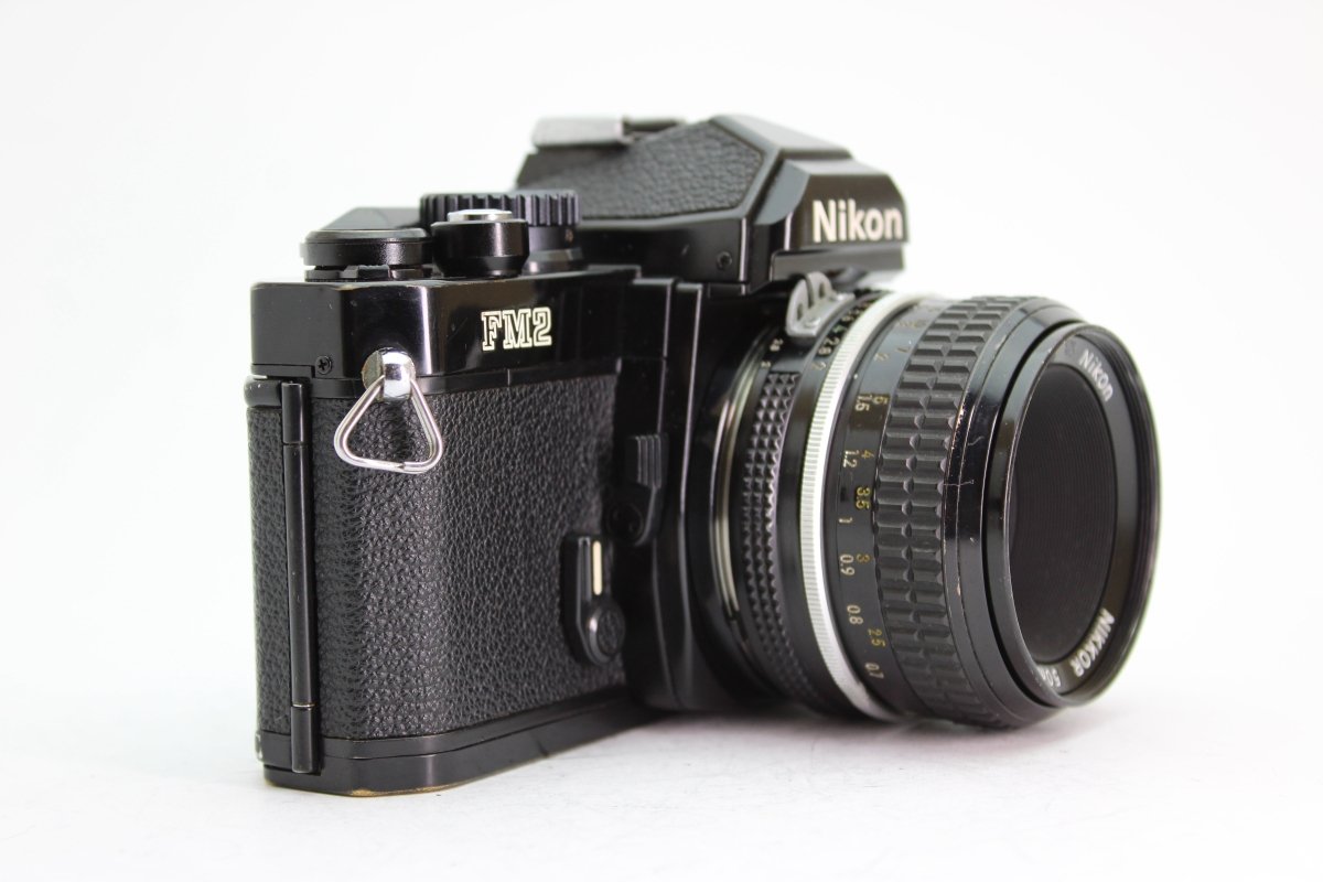 Nikon FM2 + 50mm f2 (#3416) - OldCamsByJens