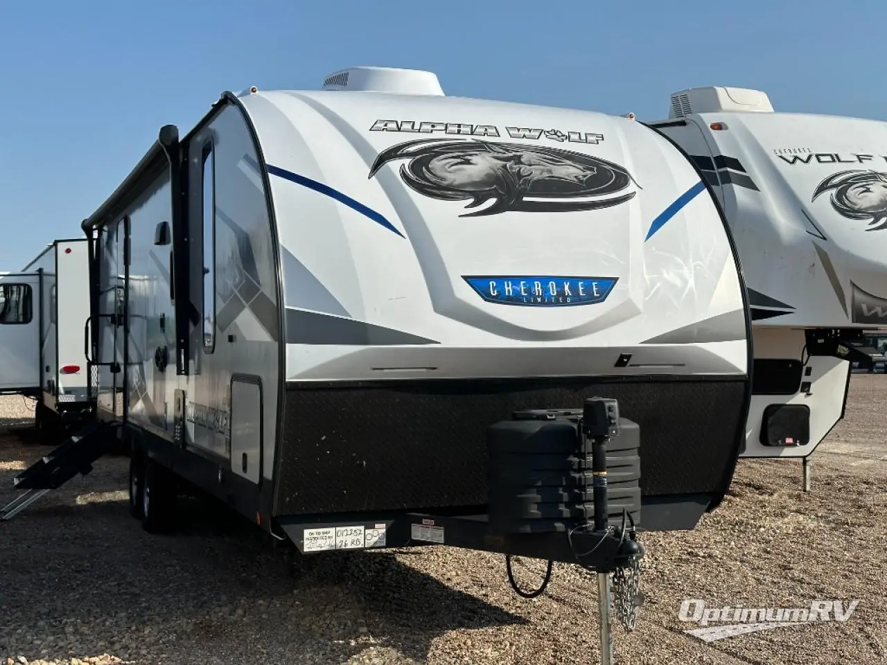 SOLD! - New 2023 Forest River Cherokee Alpha Wolf 26RB-L Travel