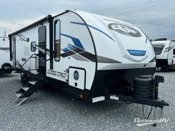 SOLD! - New 2024 Forest River Cherokee Alpha Wolf 26DBH-L Travel
