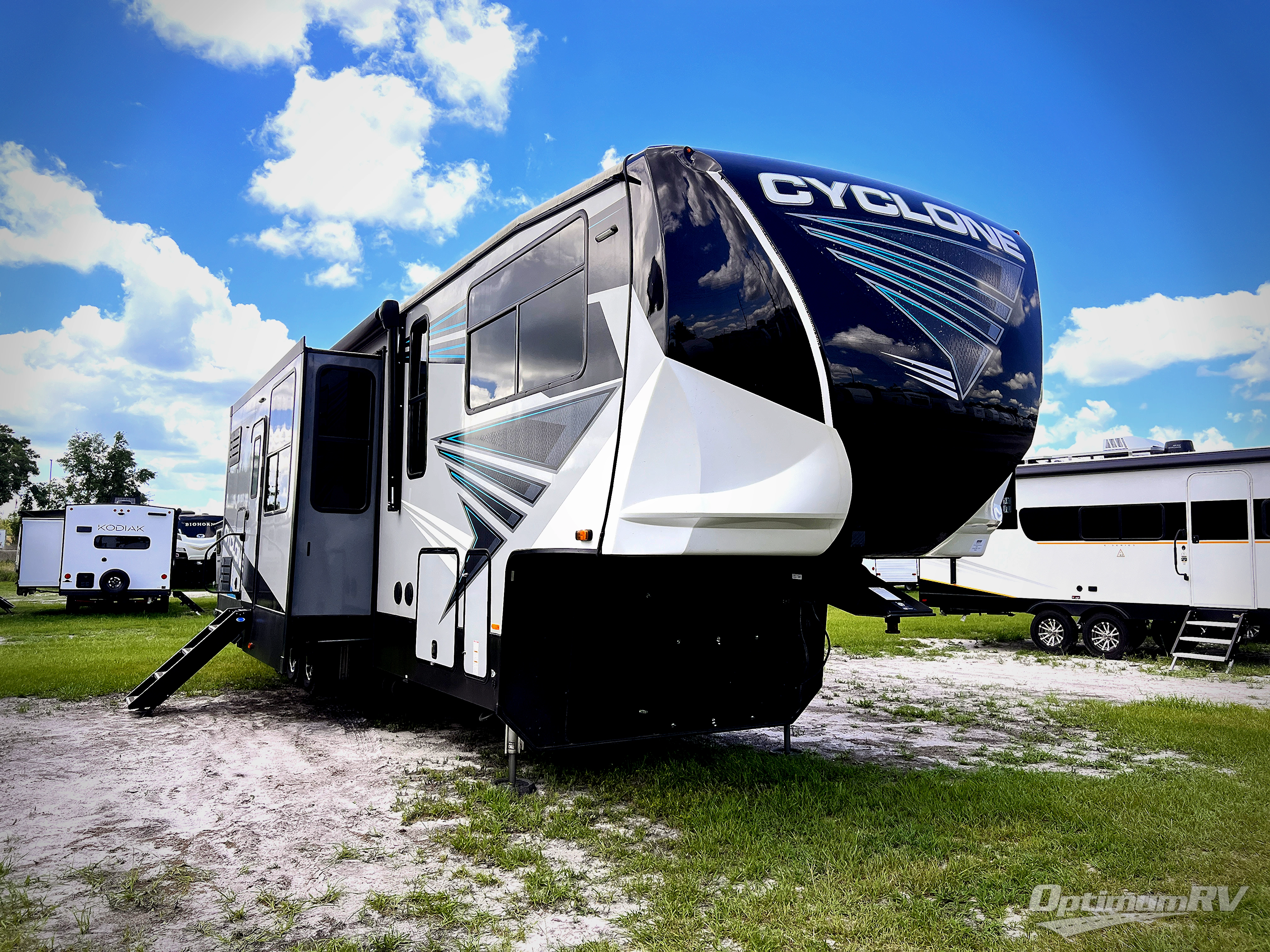 Used 2021 Heartland Cyclone 4006 Fifth Wheel at Optimum RV