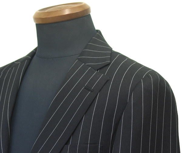 ダブルスーツ4釦1掛 – スーツデザイン｜オーダースーツ Pitty Savile Row