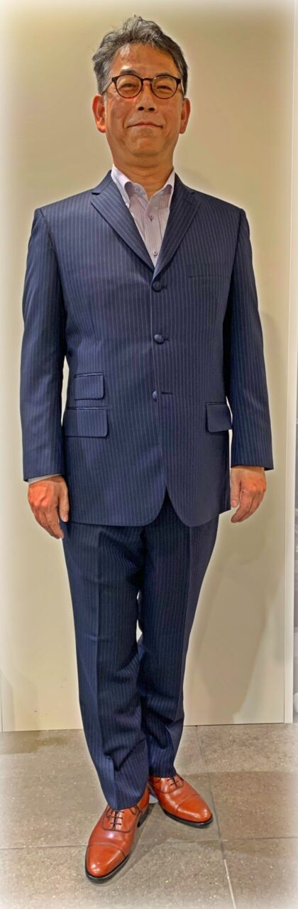 130 拘りのモッズスーツスタイルのネイビースーツ-金沢香林坊店スーツ