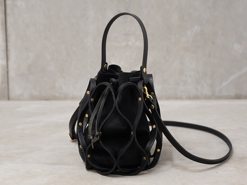 イタリアンレザーのショルダーバッグ | Organ＜オルガン＞