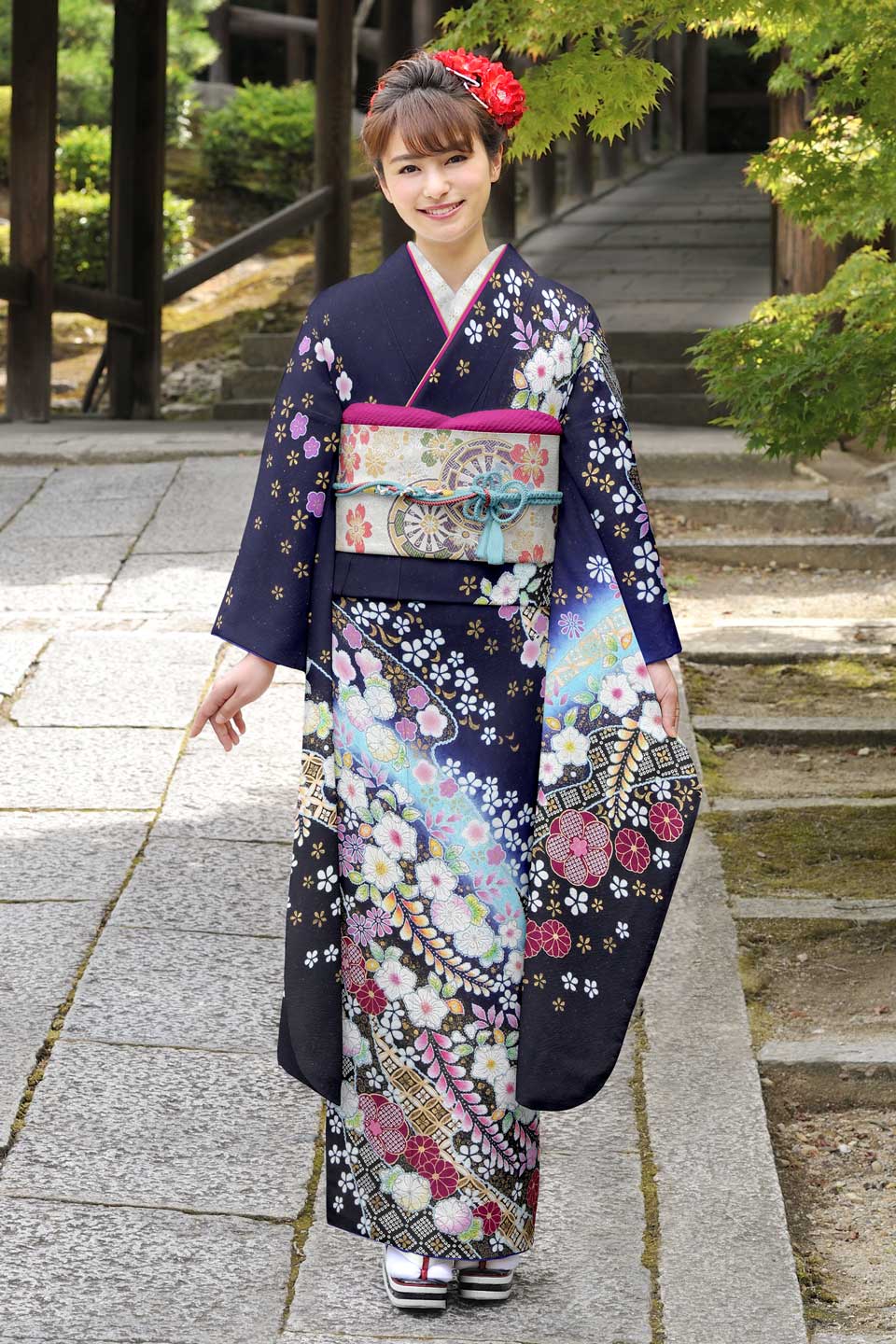 農紺地の辻が花絞り振袖｜幻の染めの一着でクラシックの極み