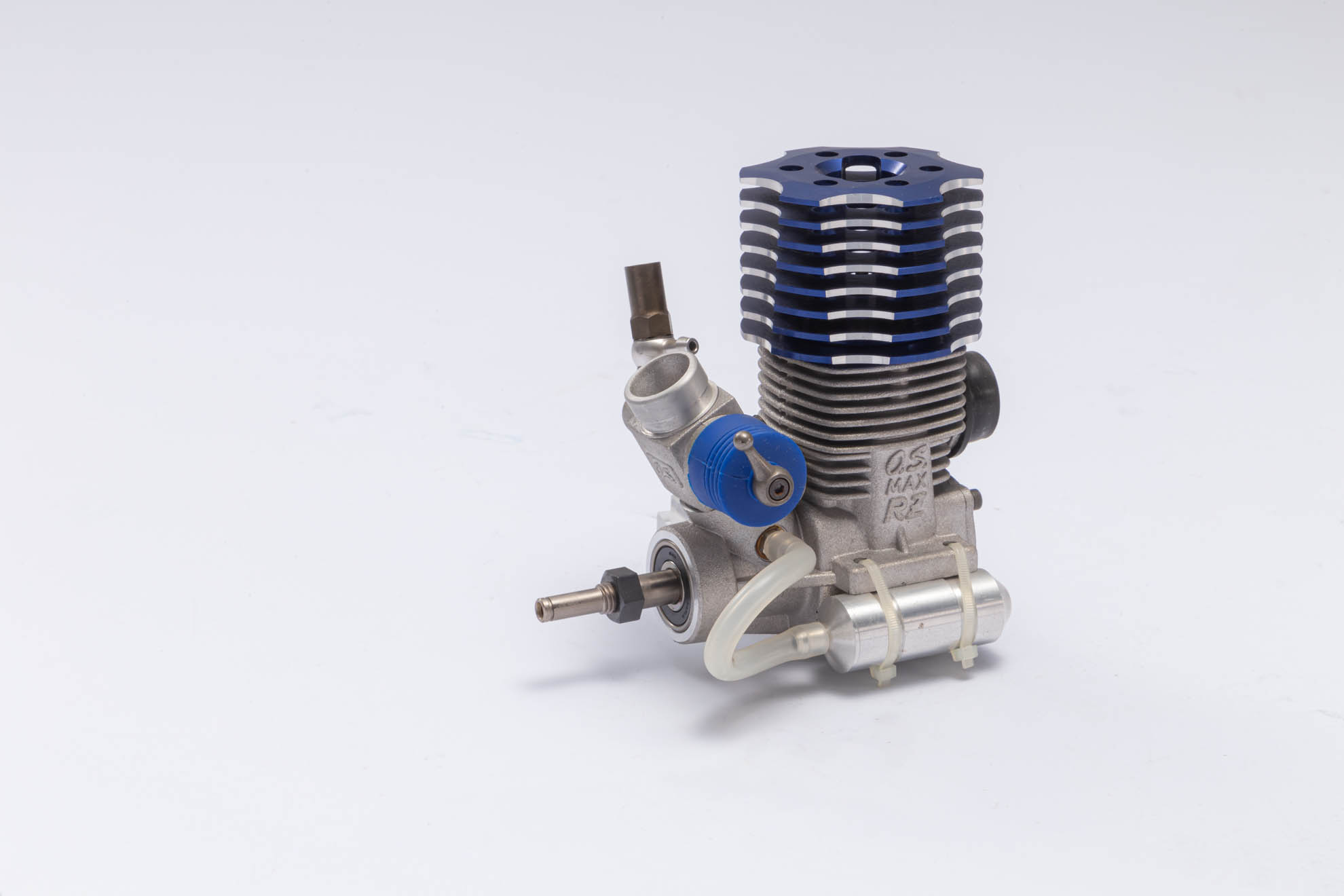 専用出品です。ノバ12エンジンとOS 12CVRエンジン2点です。 専用出品