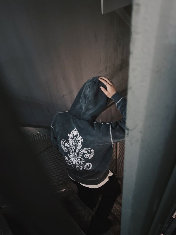 LAST NEST × ASKYURSELF / fleur de lis hoodie - OTHELLO KUMAMOTO