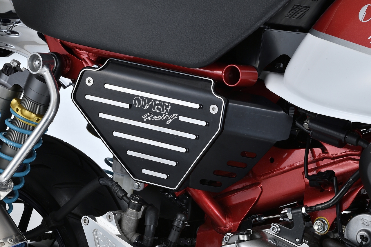 サイドカバーR側 MONKEY125 | System Administration