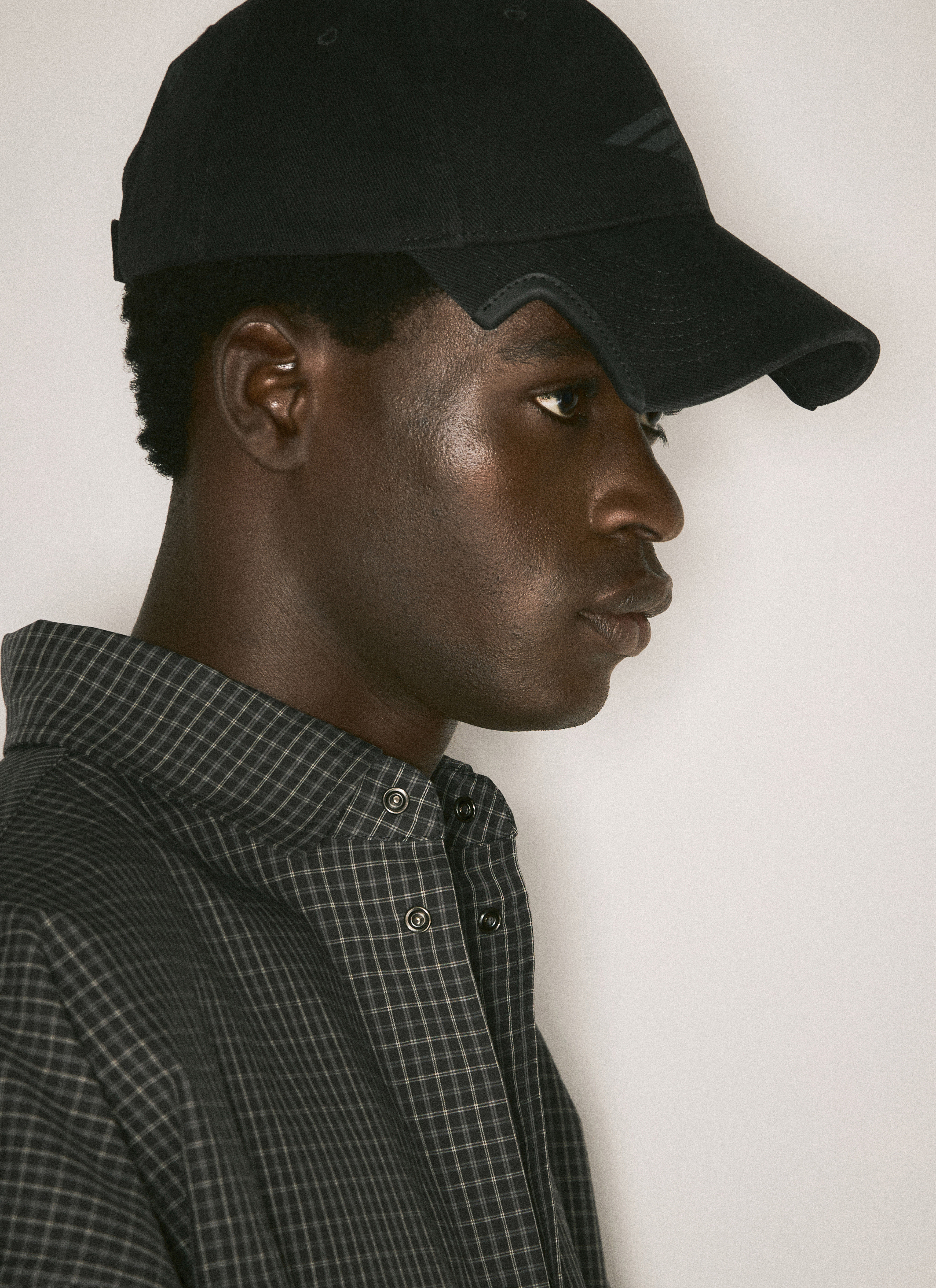 Balenciaga Men's' 3B Stencil Baseball Cap in Black | LN-CC®