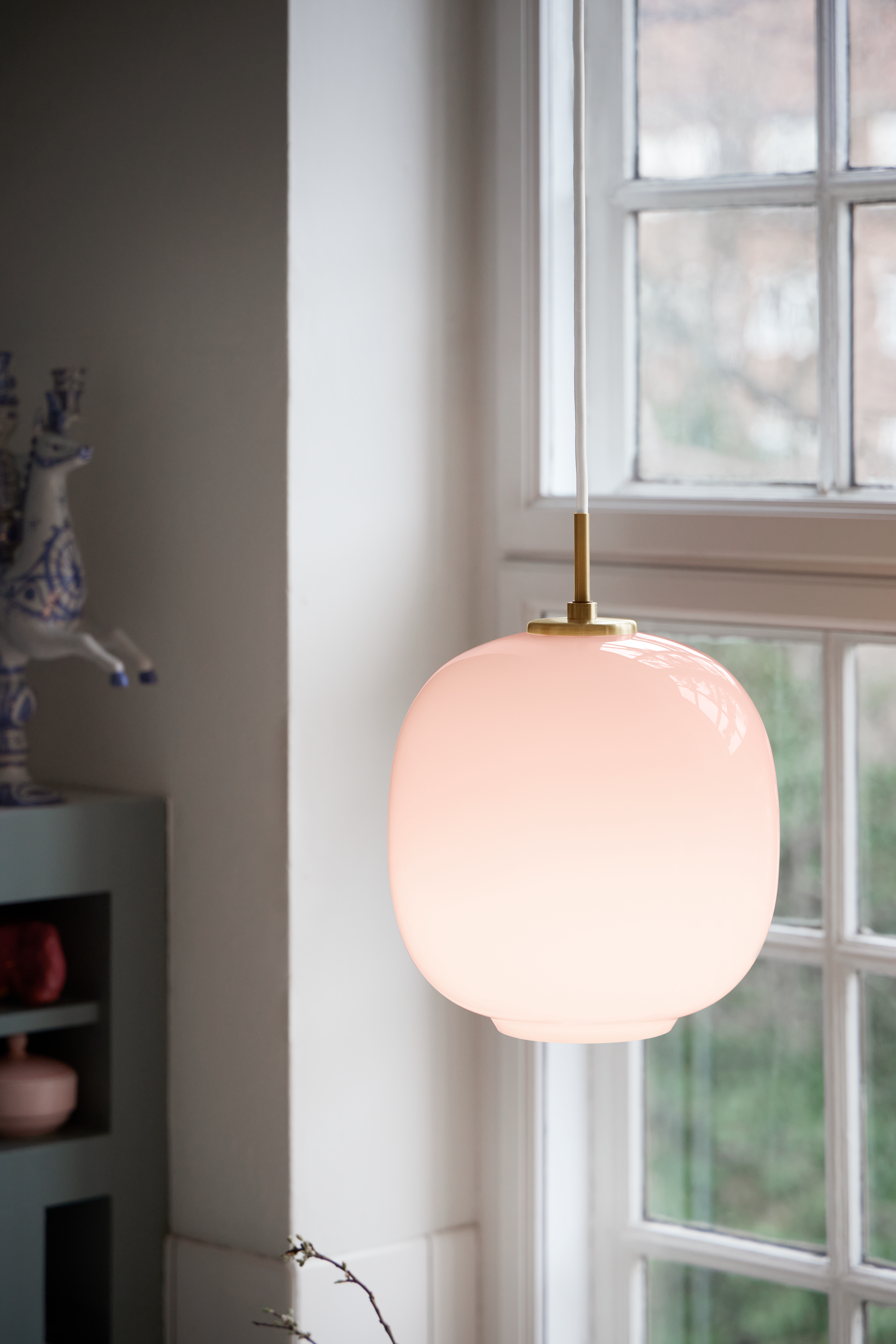 VL 45 Pale Rose Pendant | Danish Design | Louis Poulsen