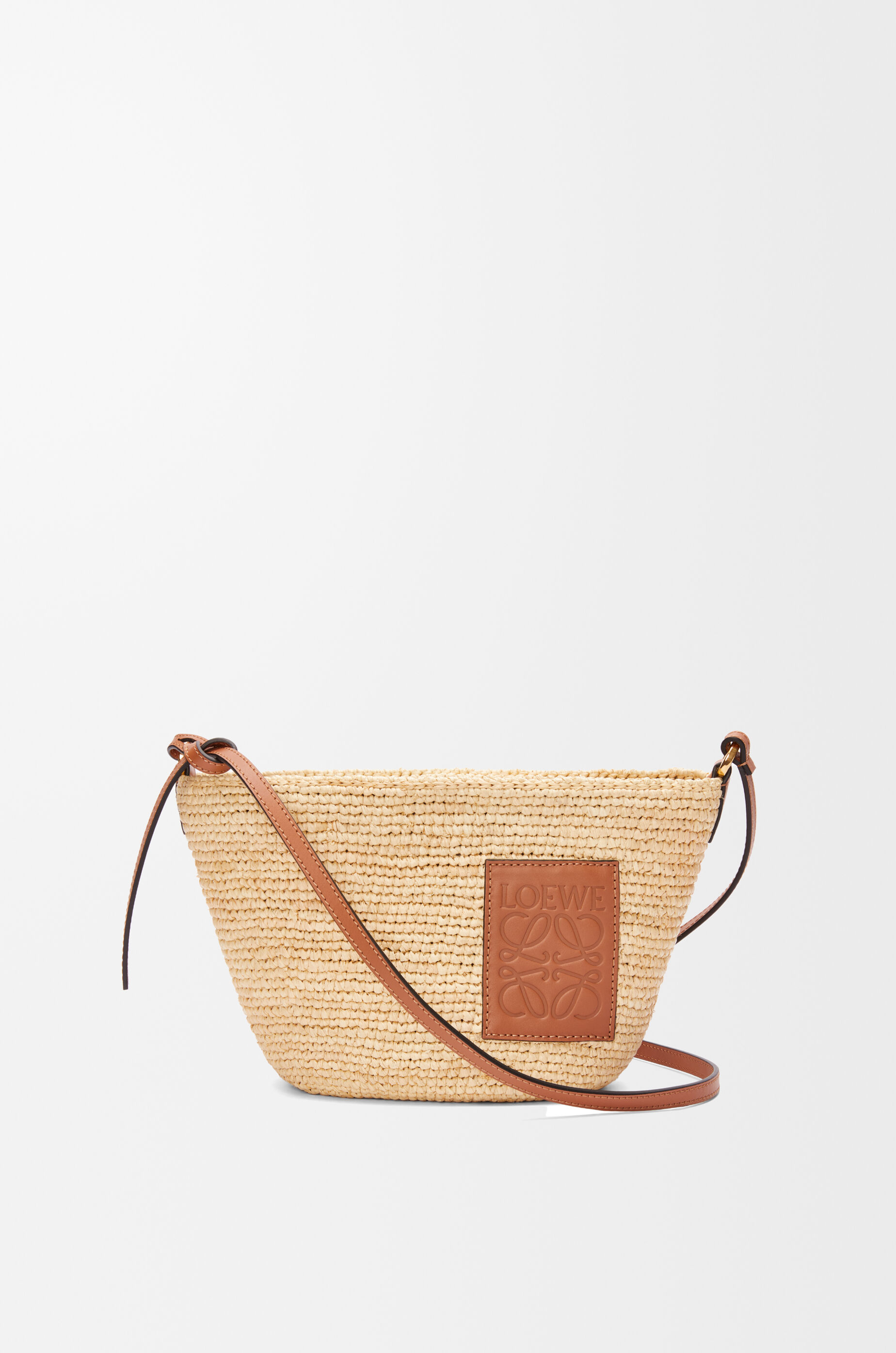 スリット ポシェットバッグ（ラフィア&カーフ） ベージュ - LOEWE