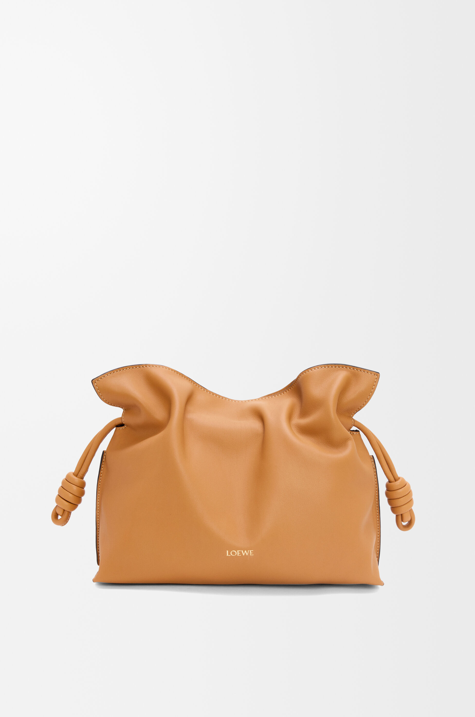 フラメンコクラッチ ミディアム（ナパカーフ） ベージュ - LOEWE Japan