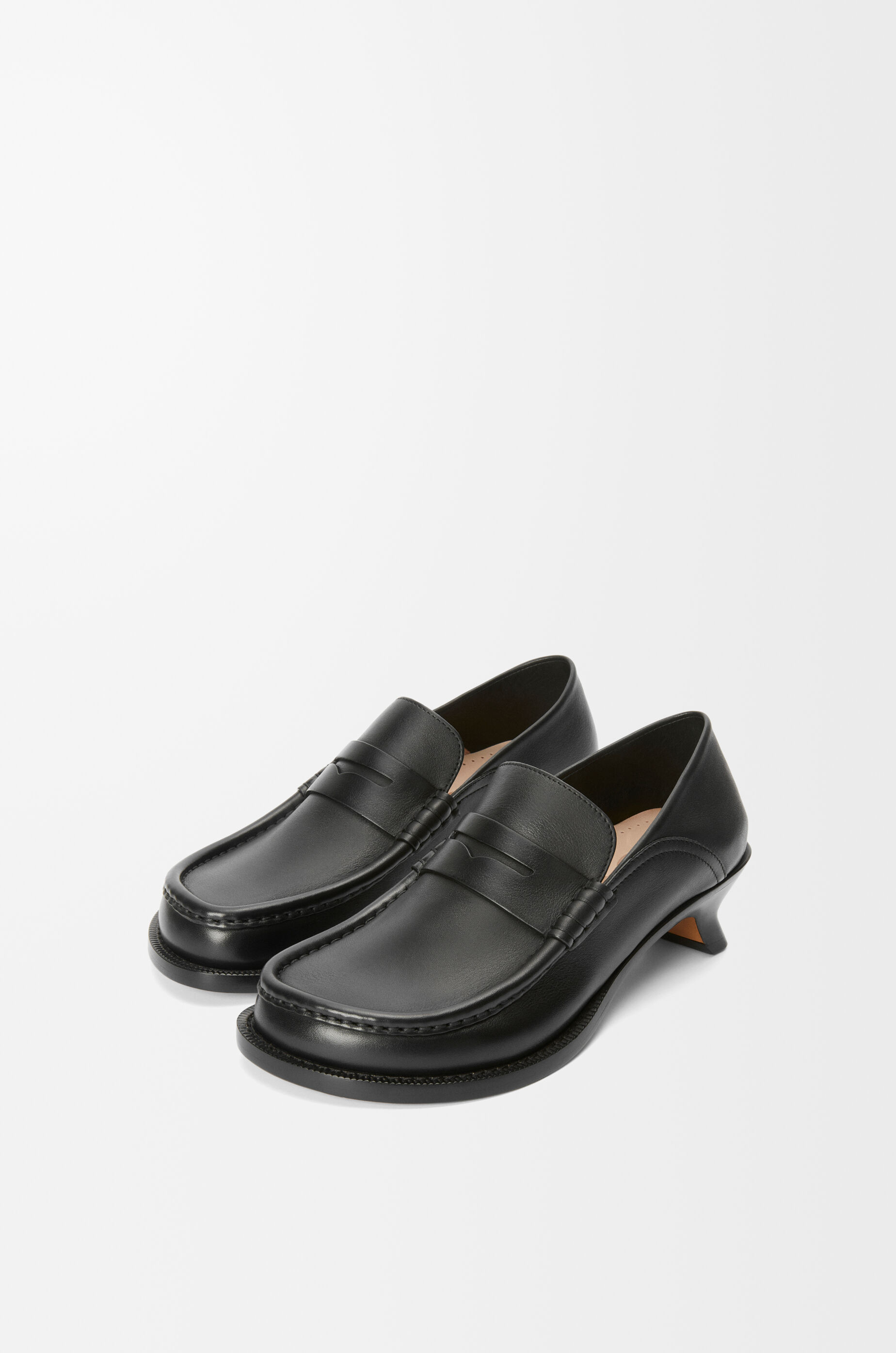 カンポ ローファー（ソフトカーフ） ブラック - LOEWE Japan official