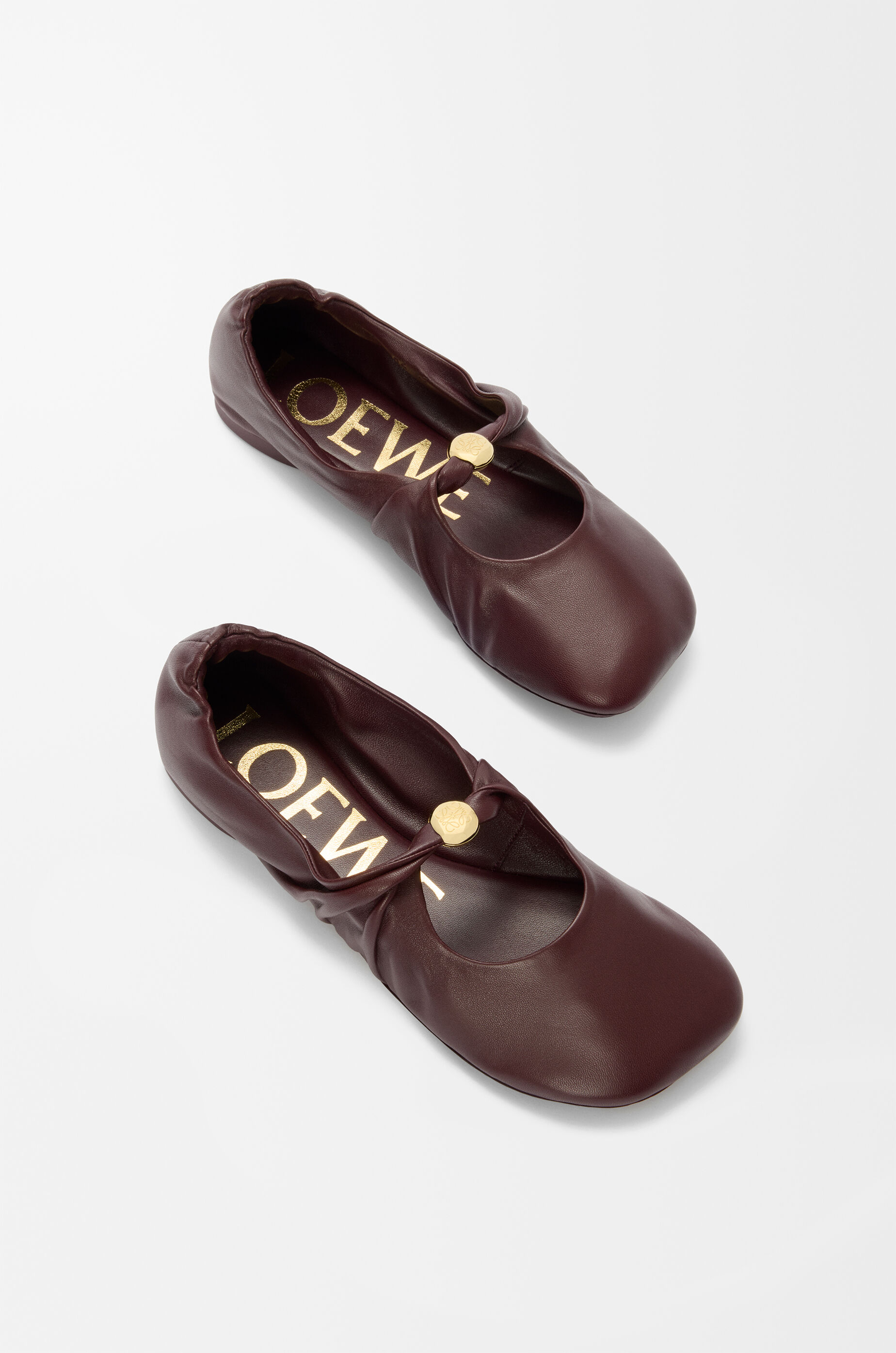 ペブル ソフト バレリーナ（ナパラム） レッド - LOEWE Japan official