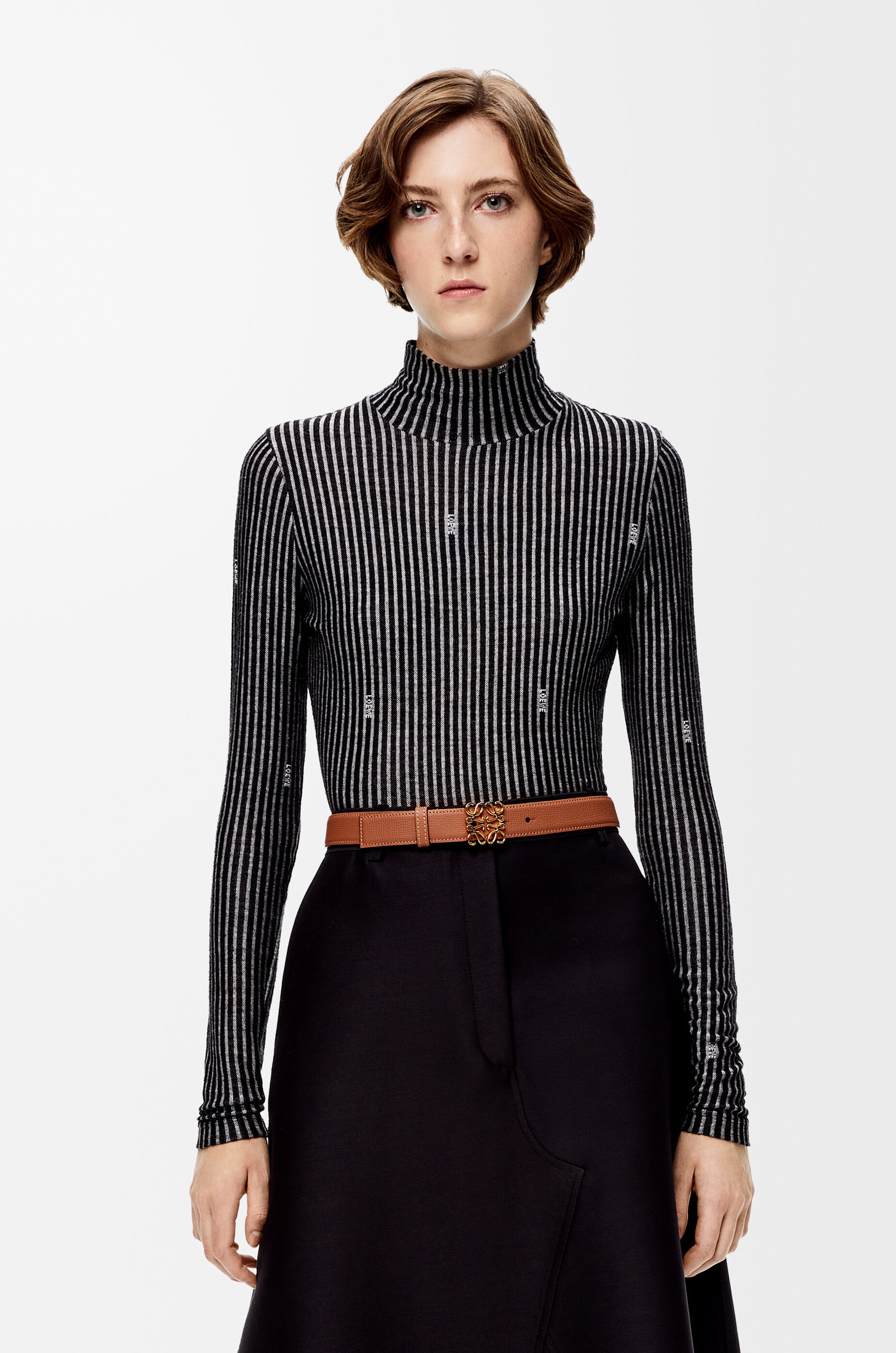 アナグラム ベルト (ペブルグレインカーフ) タン/ゴールド - LOEWE