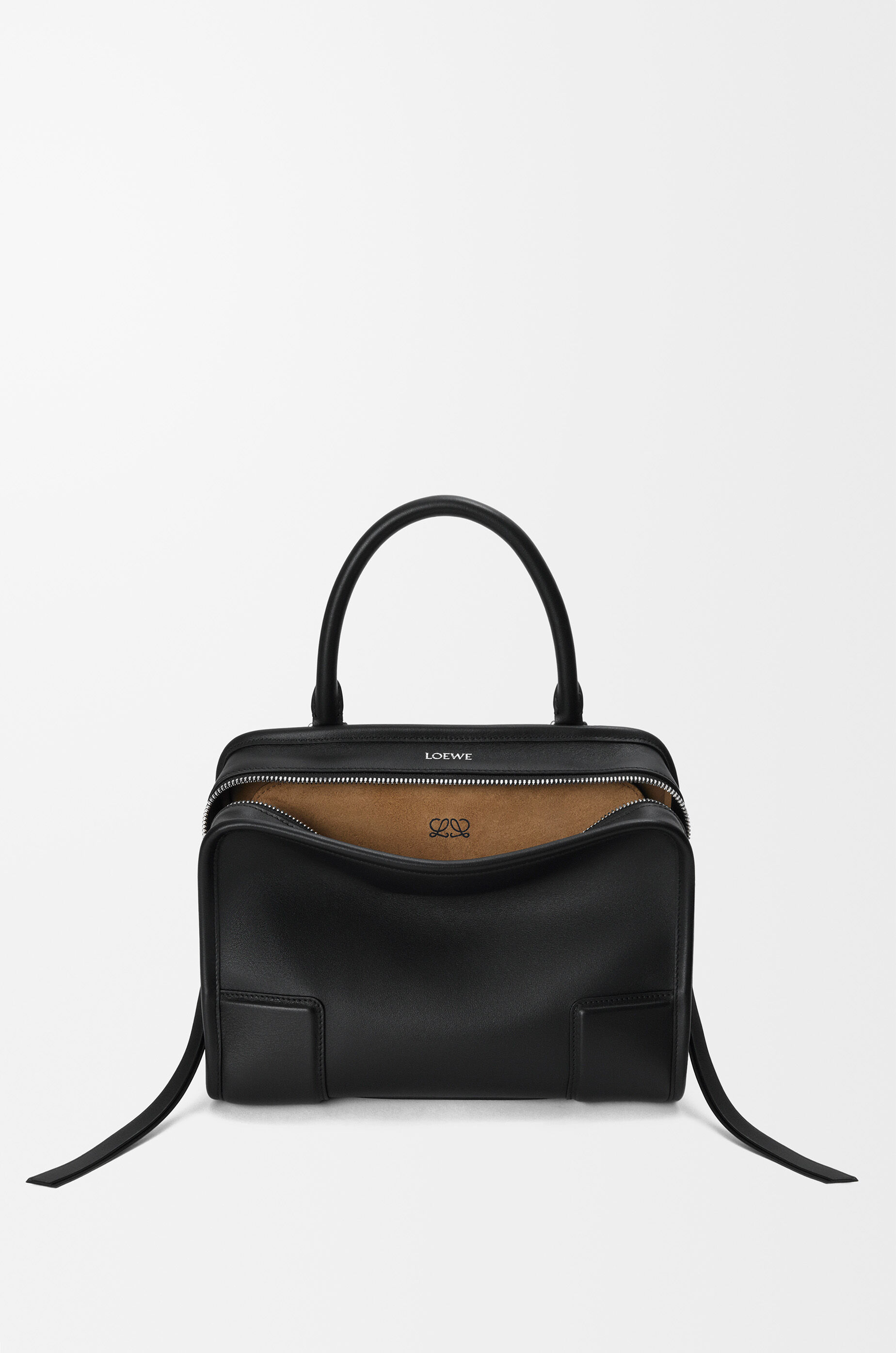 ウィメンズ ラグジュアリーバッグ - LOEWE Japan official website