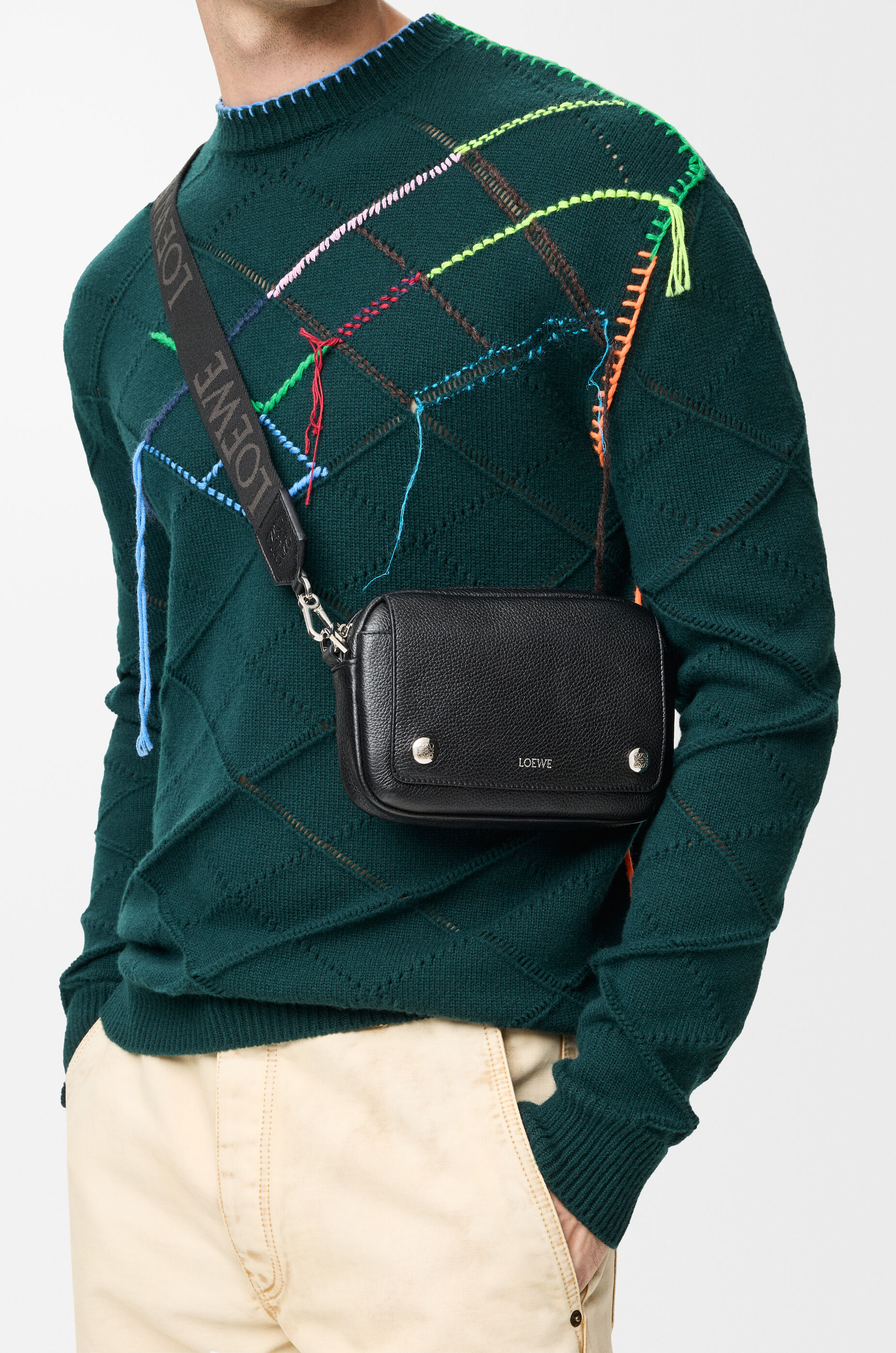 Small Pebble messenger bag in supple grained calfskin Black